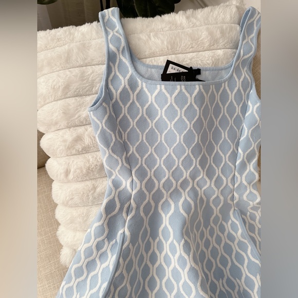 NEW $415 Maje Russel Wave Printed Mini Dress light blue knit 38 M runs small - Picture 3 of 6